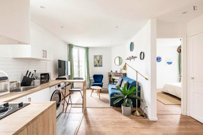 Beautiful 1-bedroom apartment near Bécon Les Bruyères transport station
