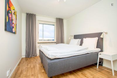 Cool 2-bedroom apartment near Hagsätra metro station