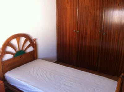Nice single bedroom in Elvas 