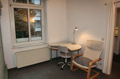 1-Bedroom apartment in the Düsseldorf-Unterbilk district  - Gallery -  3