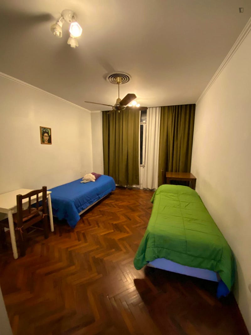 Bed in a twin bedroom, in Monserrat