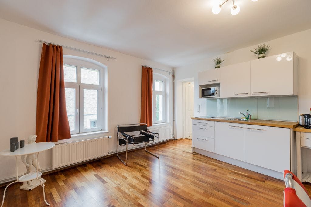 Central apartment in Berlin Mitte *incl. Cleaning*