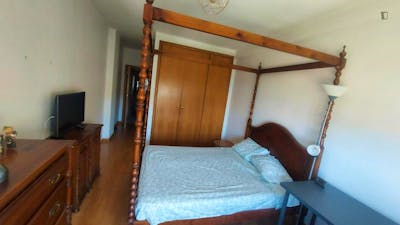 Nice double bedroom in Faro