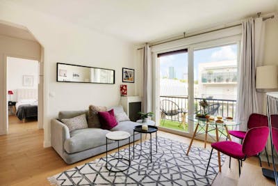 Quiet 1BDR with Terrace - Pont de Neuilly - LEASE MOBILITY