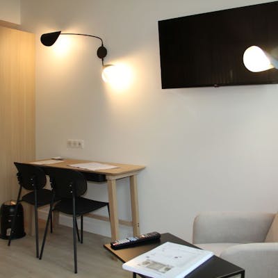 Furnished studio with balcony, services,  rooftop, garden, gym, home cinema - new coliving residence