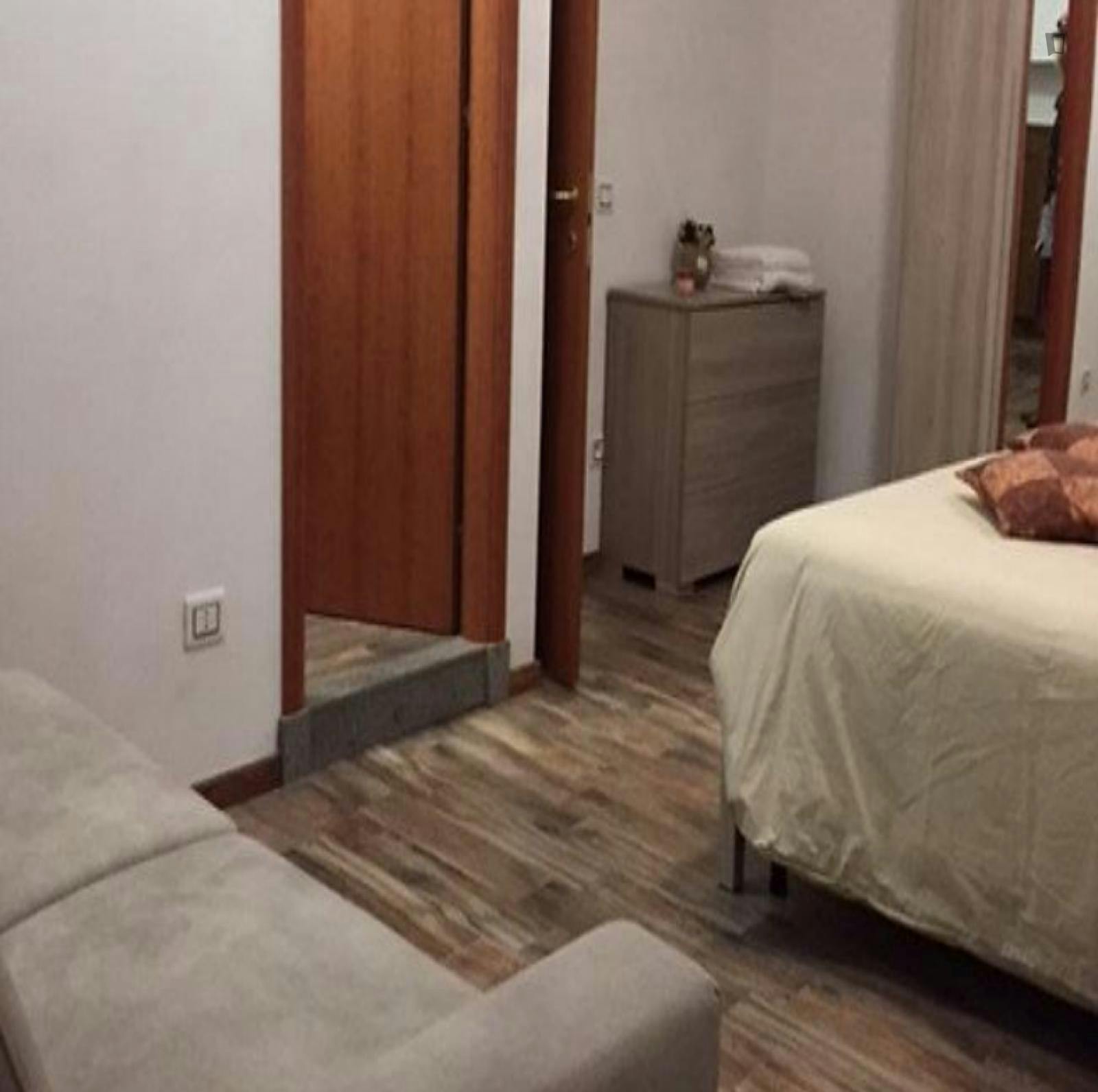 Pleasant double bedroom in a student house, in San Martino Al Cimino
