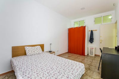 Very appealing single bedroom with a balcony, near the Sant Antoni metro  - Gallery -  3