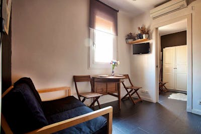 Delicate 2-bedroom flat near the Barceloneta Beach  - Gallery -  2