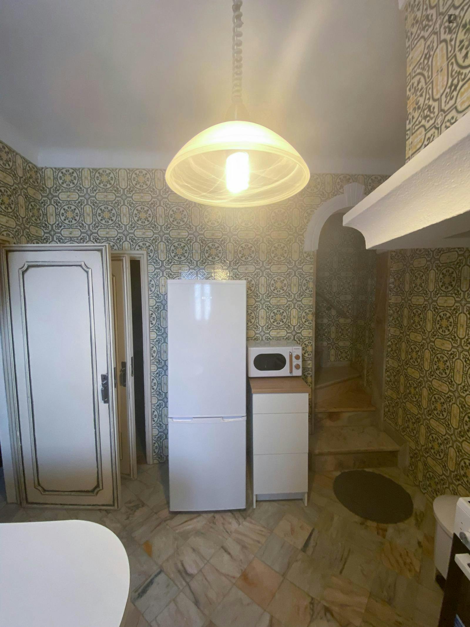 Neat single bedroom close to Universidade de Évora - 50m near Praça do Giraldo