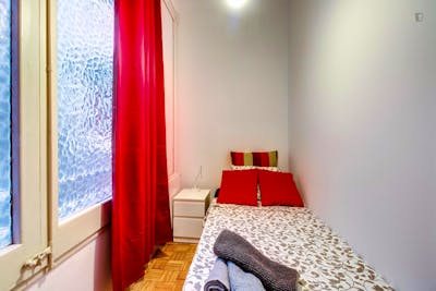 Lovely single bedroom in exciting Esquerrra de l'Eixample  - Gallery -  2