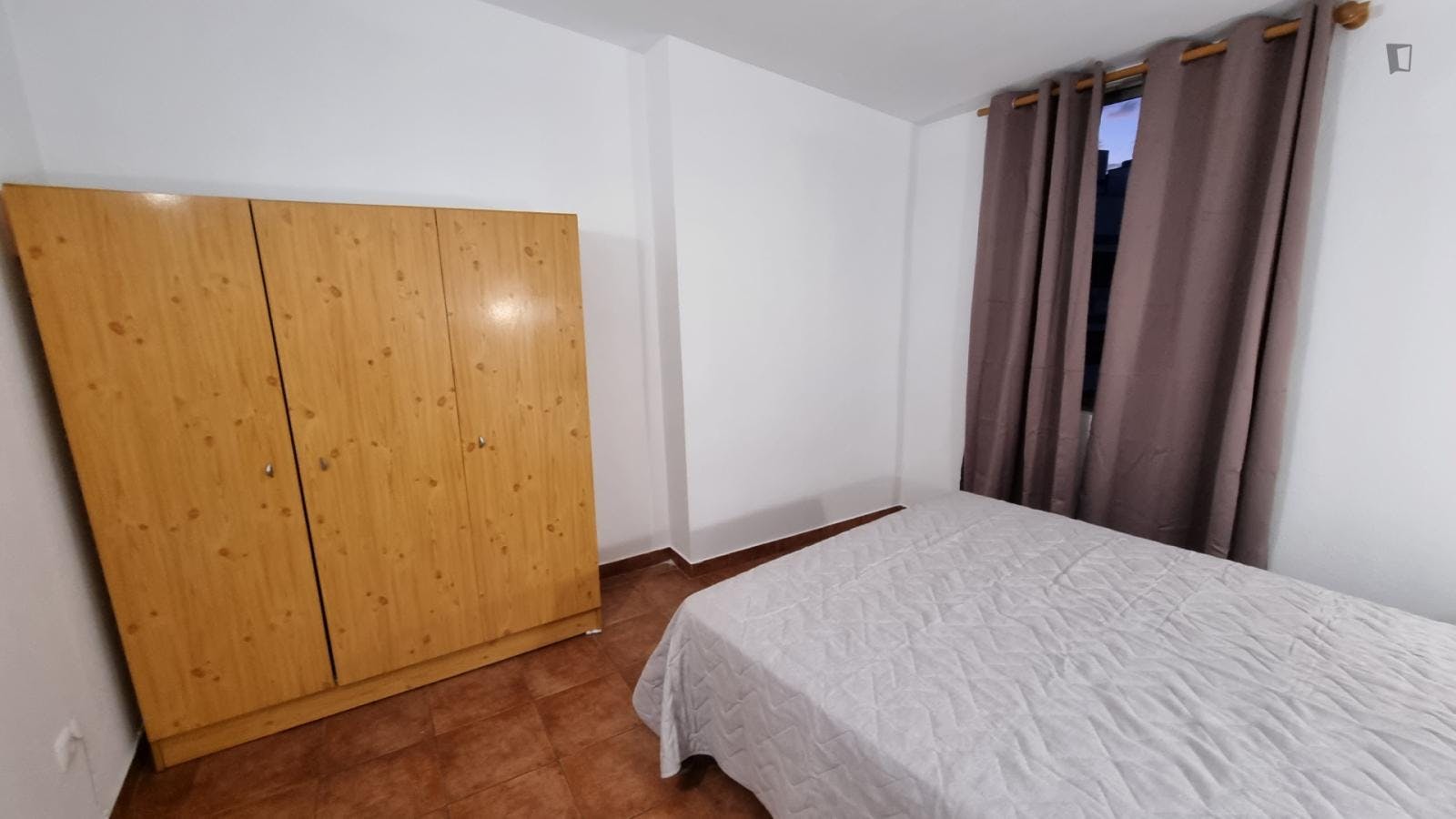 Inviting 1-bedroom apartment in Funchal city centre