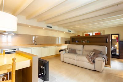 Wonderful 1-bedroom apartment near Gràcia transit stop  - Gallery -  3