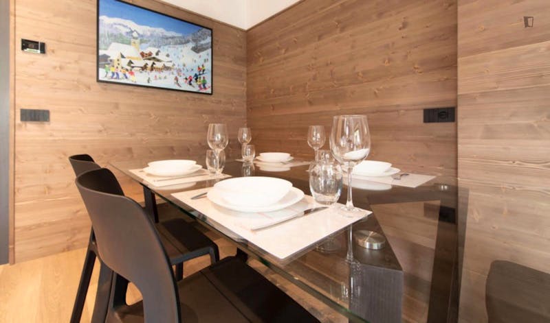 Stunning 2-Bedroom apartment in the old town of Bormio