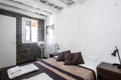 Cool 1-bedroom apartment near Sant Antoni metro station  - Gallery -  2