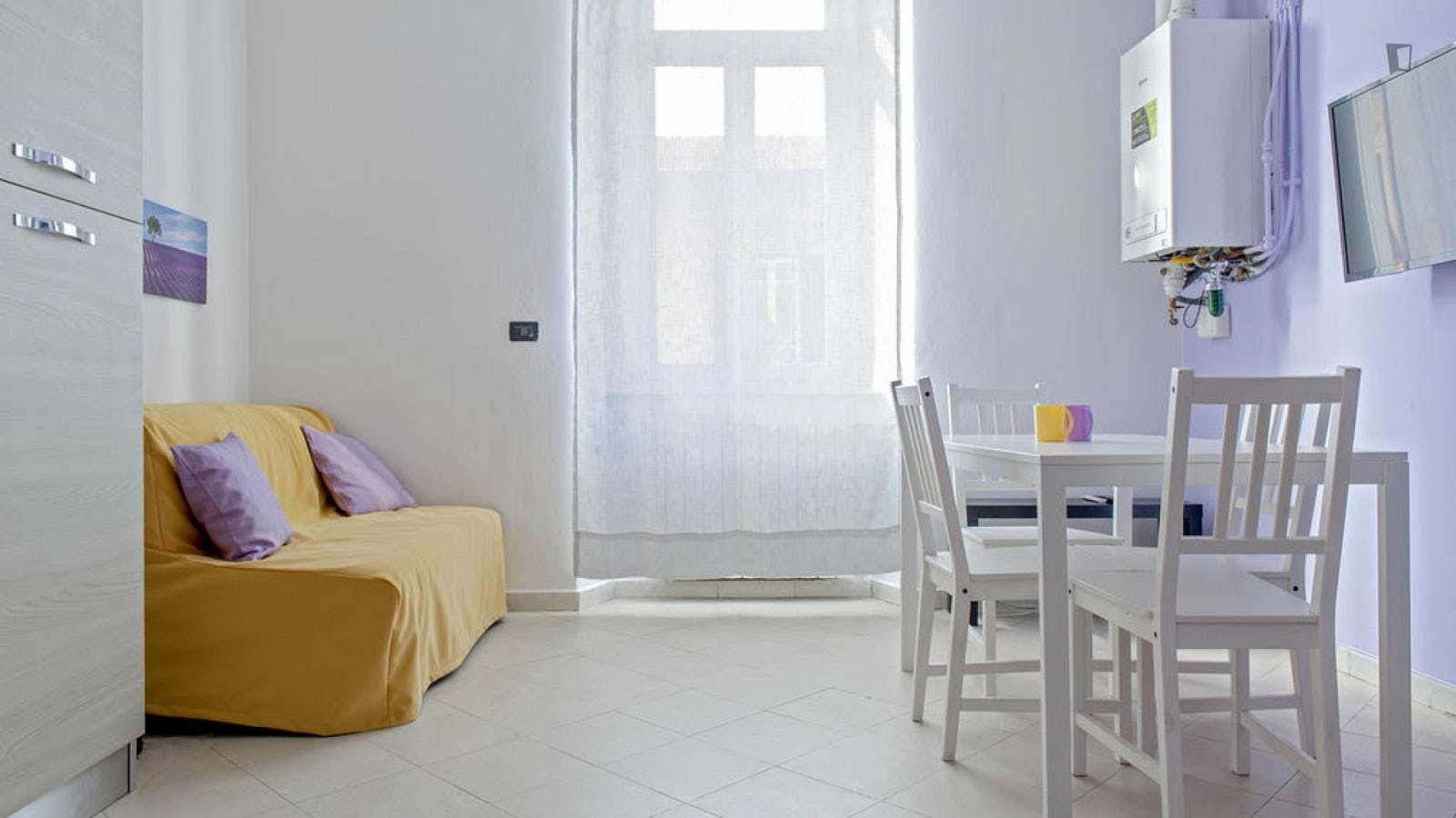 Bright 1-Bedroom apartment very close to Piazza Attias