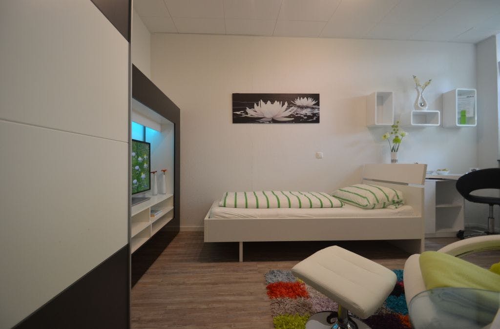 Service apartment for singles - near Frankfurt Airport