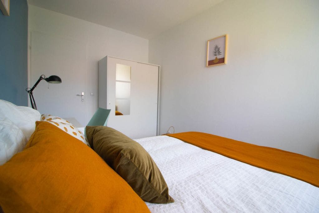 Nice 10m² bedroom to rent in Grenoble -G017