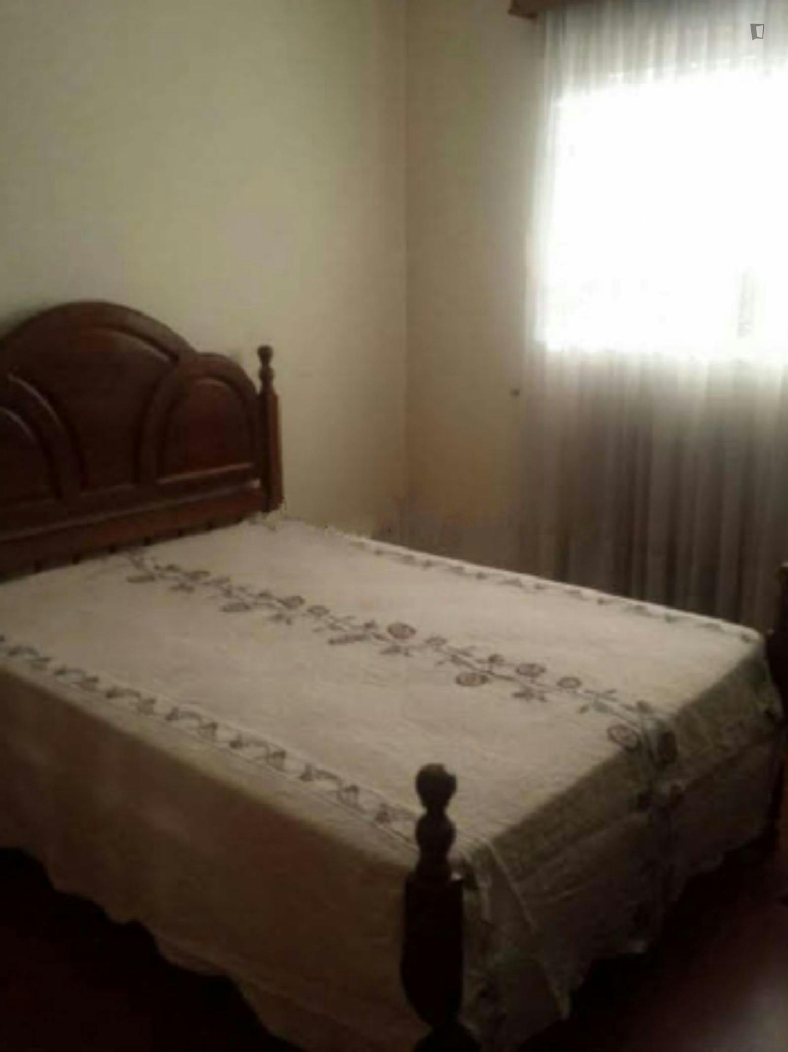Cosy single bedroom close to Polytechnic Institute of Cávado and Ave