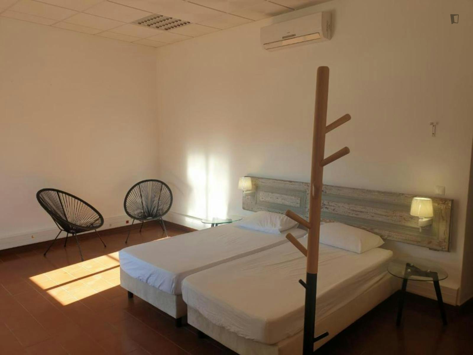 MEIA-PRAIA - Nice twin bedroom close to Tunes train station