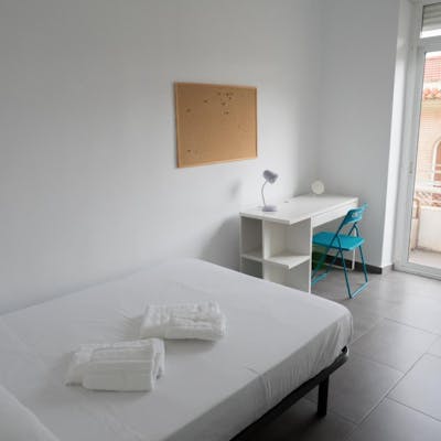 Very cosy double bedroom in the centre of Alicante