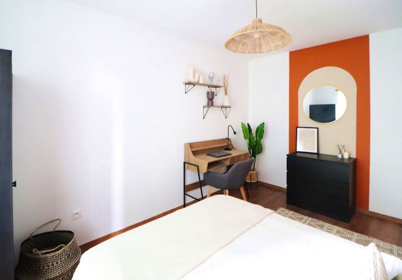 Beautiful 14 m² bedroom in coliving for rent in the center of Lille - LIL12