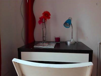 Cosy single bedroom near La Matina metro station  - Gallery -  1