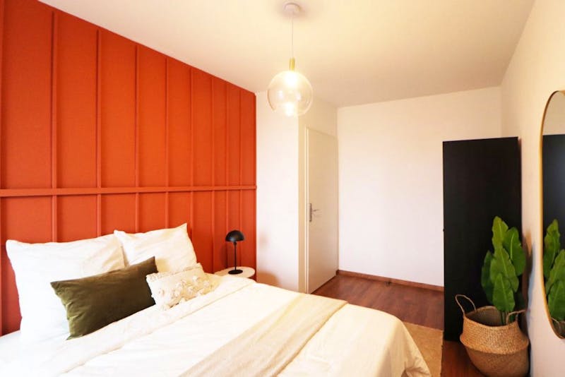 Chic 12 m² bedroom to rent in coliving in Lille - LIL05