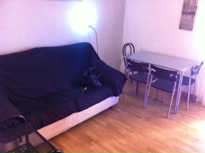 Nice single bedroom in a cool flat, very close to Plaza de España and metro  - Gallery -  3