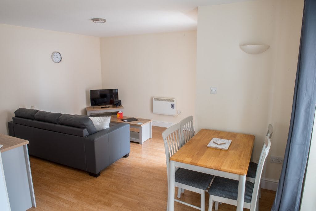 1 bed apartment central Ipswich with parking