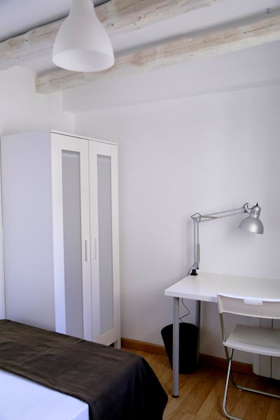 Neat single bedroom near Parque del Retiro  - Gallery -  2