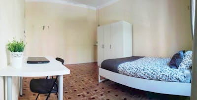 Welcoming double bedroom near Universidad Pontificia Comillas ICAI-ICADE  - Gallery -  3