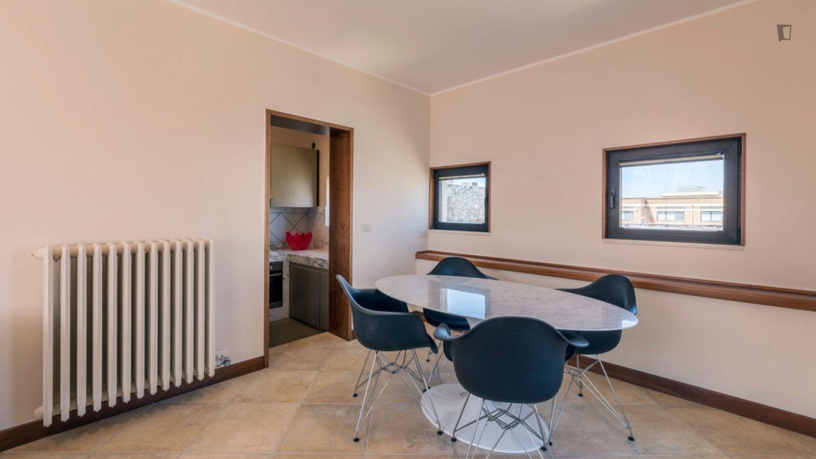 Snug 1-bedroom apartment with large terrace near Villa Reale