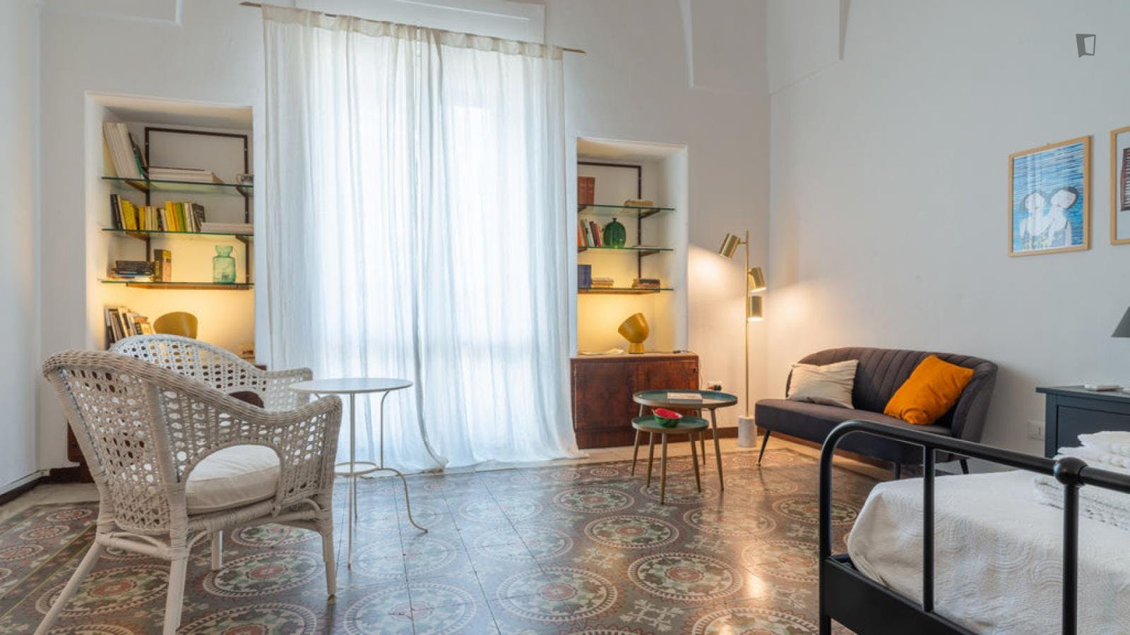 Lovely 1-bedroom apartment with balcony near Giardini Pubblici Giuseppe Garibaldi