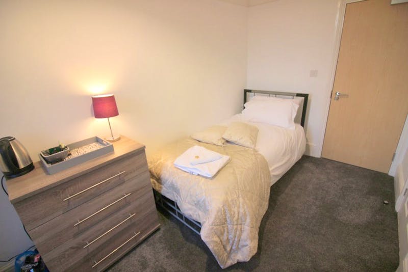 Cambridge City Rooms - Single Room with Shared Kitchen