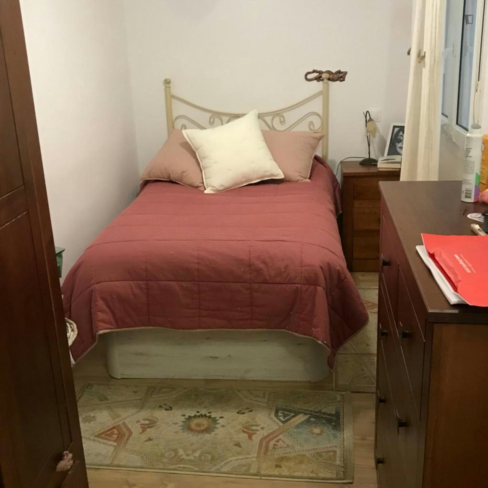 Comfy Single Bedroom in the city center of Santander