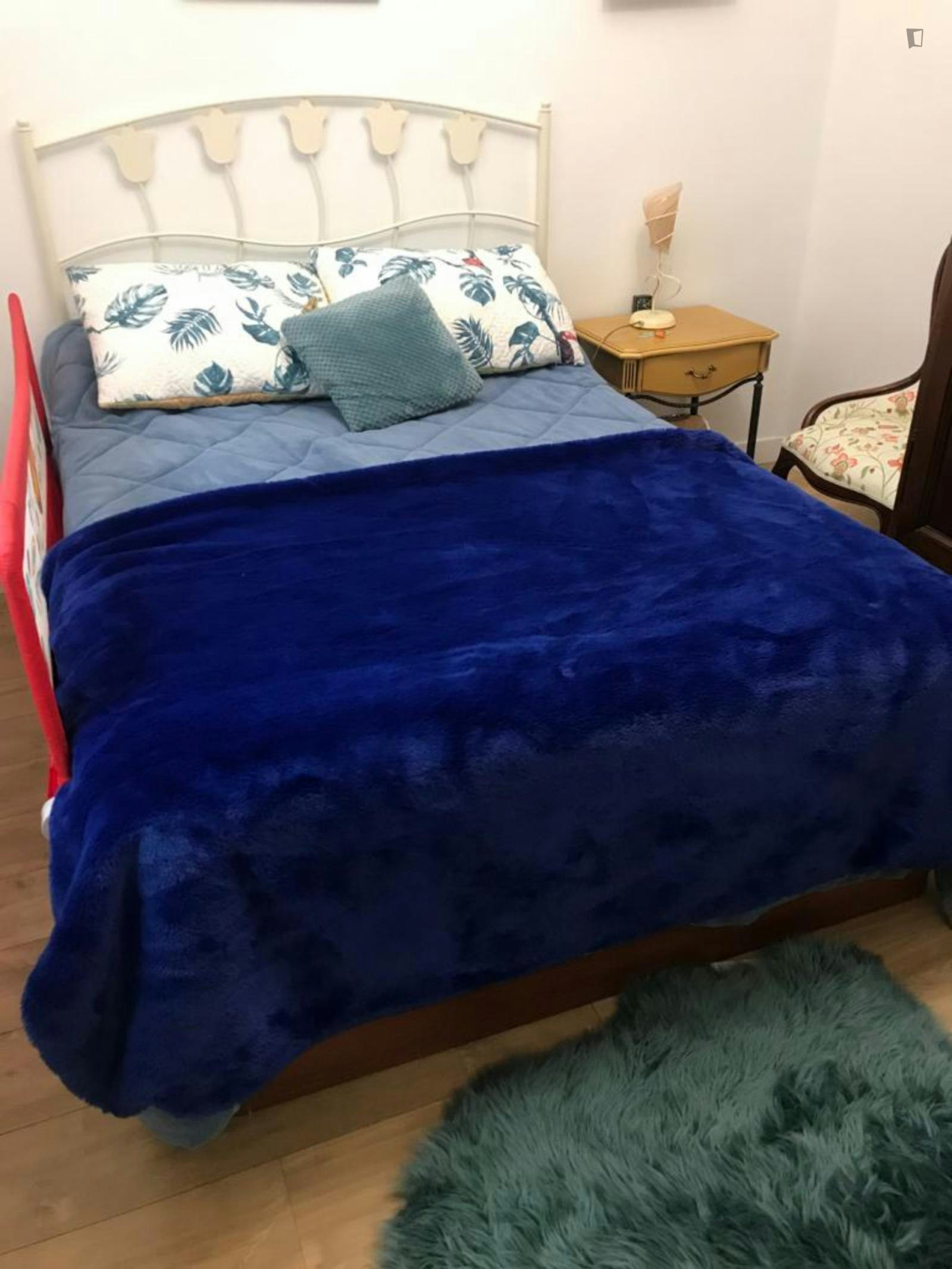 Comfy Double Bedroom in the city center of Santander