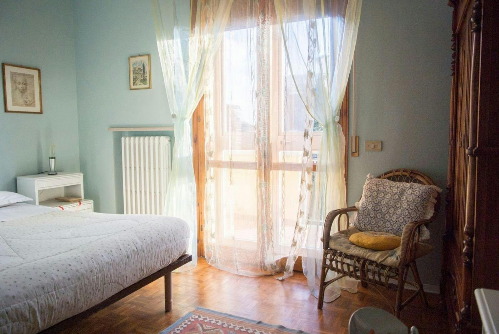 Graceful double bedroom close to Teatro Verdi