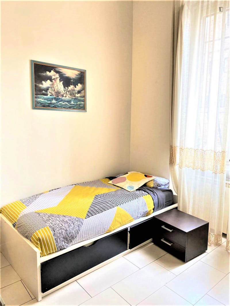 Neat 1-bedroom apartment close to Turro metro station