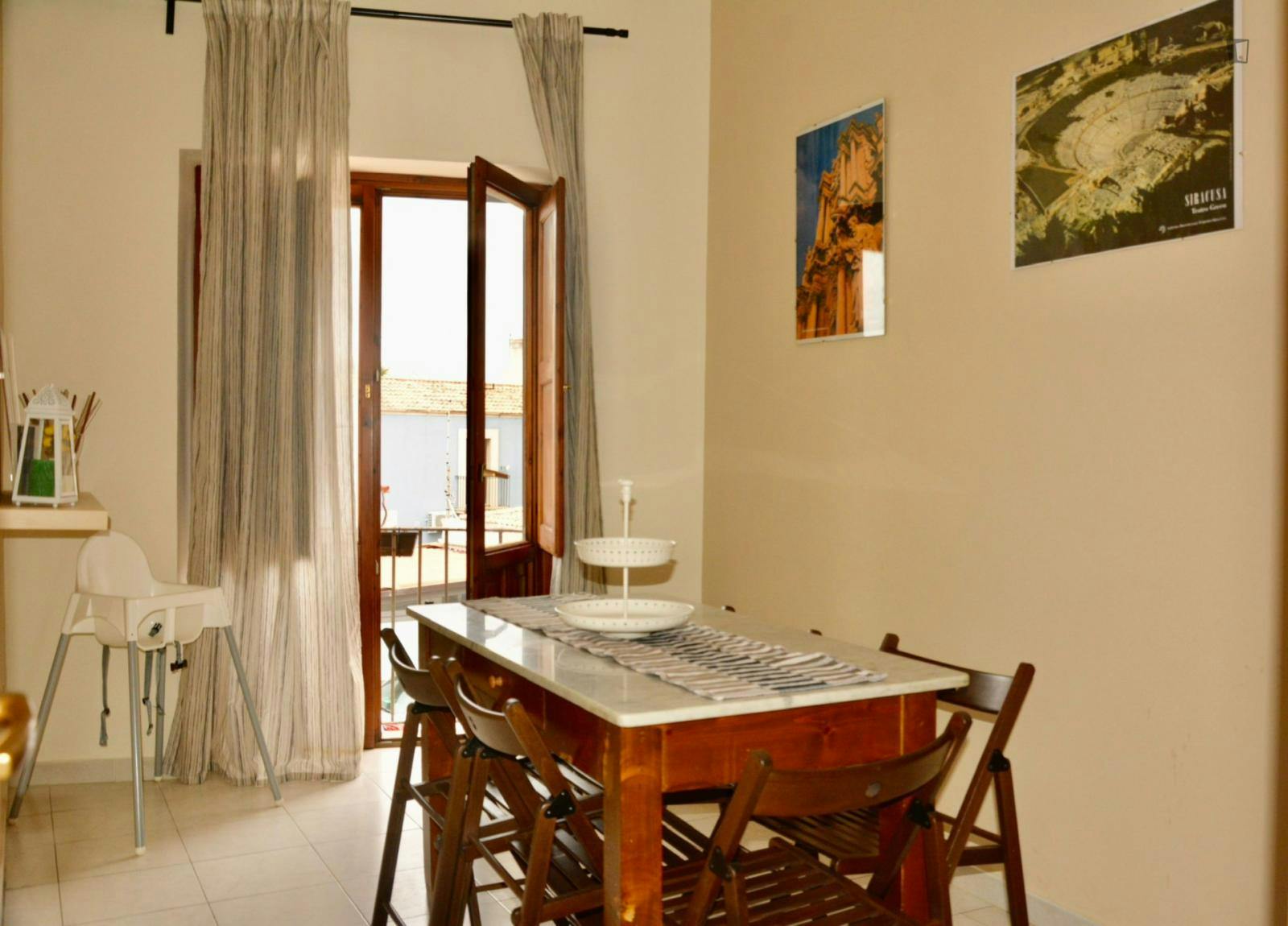 Bright Apartment near the archaeological sites and next to the beach
