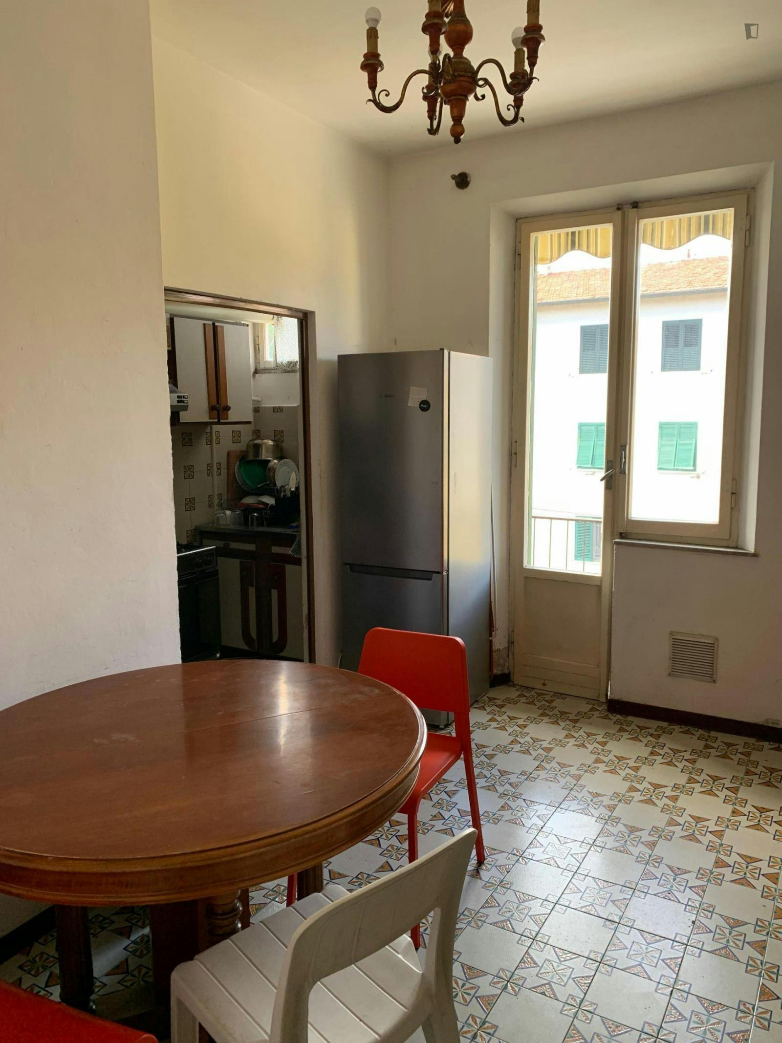 Homely single bedroom near the centre of Pisa
