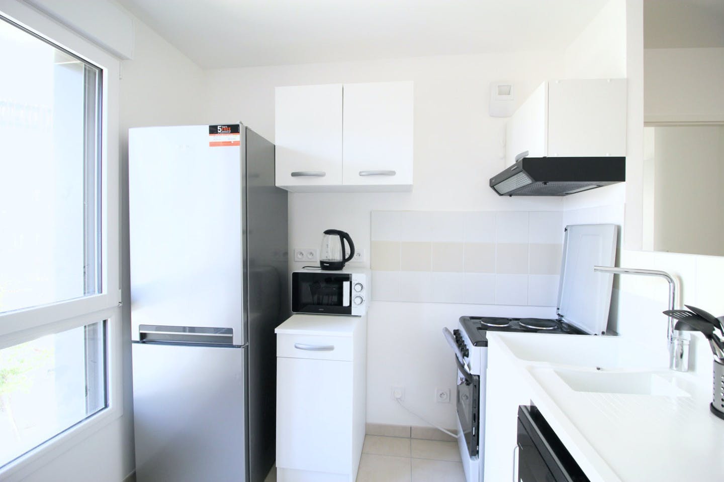 Apartment equipped and furnished with care in Clichy