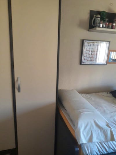 Nice room with 2 beds near Atocha  - Gallery -  3