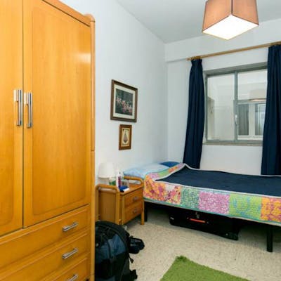 Lovely single bedroom close to Cervantes area  - Gallery -  3