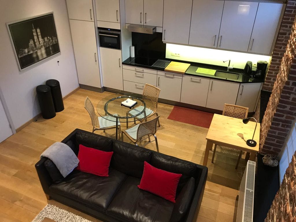 Modern Cosy Apartment in Lillois