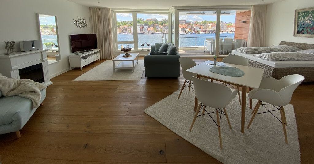 Fantastic apartment with a view of the fjord