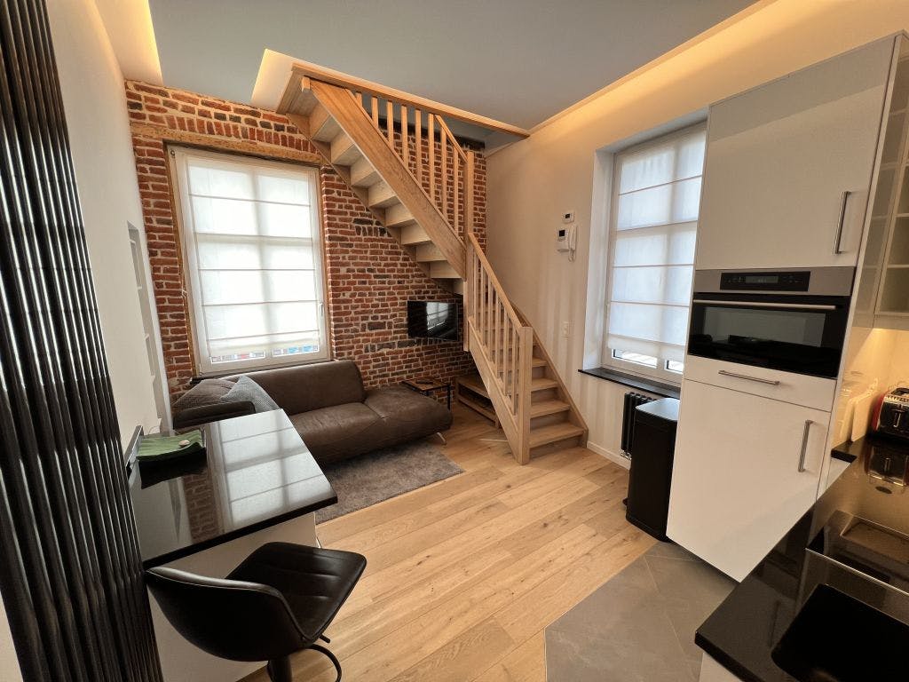 Modern flat in the heart of village Lillois!