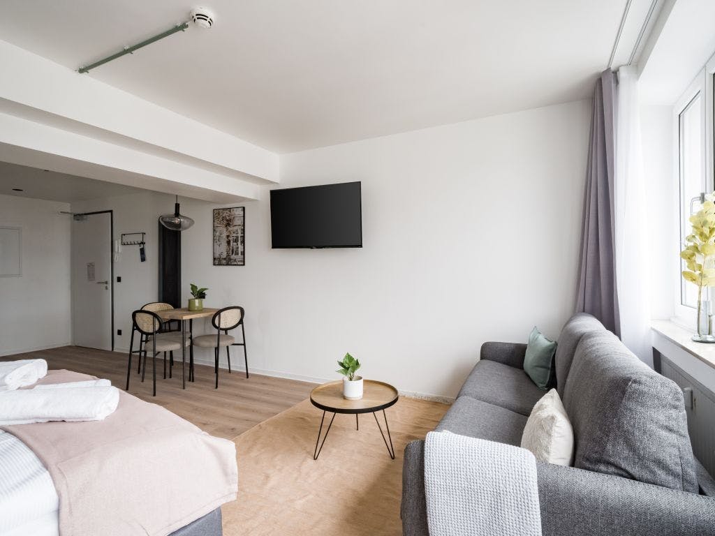 Comfort Suite with sofa bed - Saarbrücken Berliner Promenade 