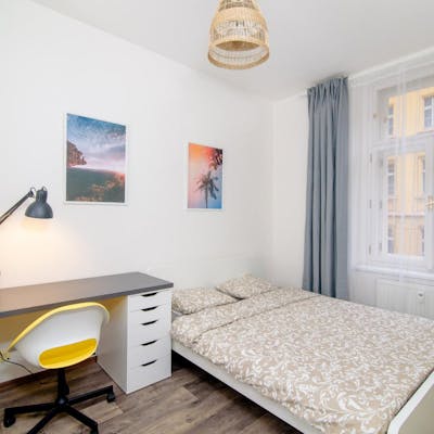 Snug 1-bedroom apartment close to Florenc metro station  - Gallery -  2