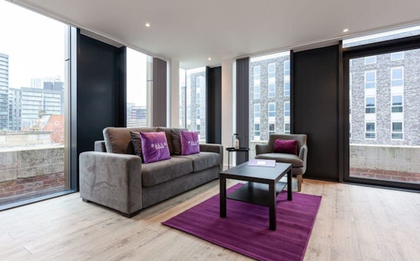 Luxury, Spacious Two Bedroom Duplex Penthouse in Manchester City Centre