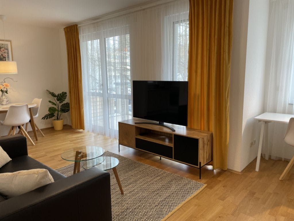 High-quality furnished 2-room apartment with garage in Wiesbaden-southeast